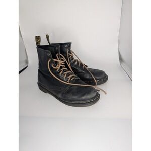 Dr. Martens 1460 Black Leather 8 Eye Combat Boots Womens‎ Size 9 Distressed